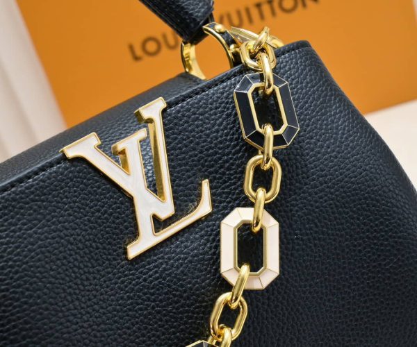 LOUIS VUITTON CAPUCINES BB BAG WITH CHARM BLACK 27CM