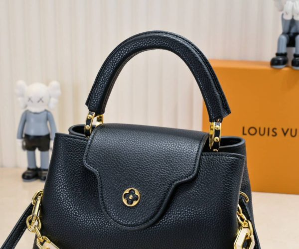 LOUIS VUITTON CAPUCINES BB BAG WITH CHARM BLACK 27CM