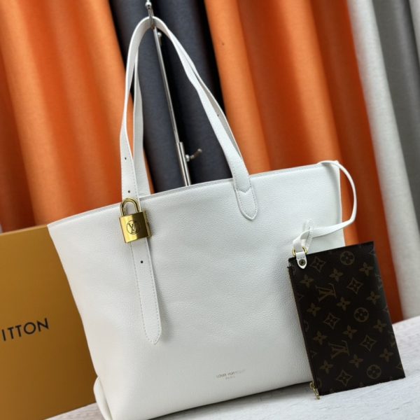 LOUIS VUITTON LOW KEY CABAS MM GRAINED CALFSKIN WHITE 47CM