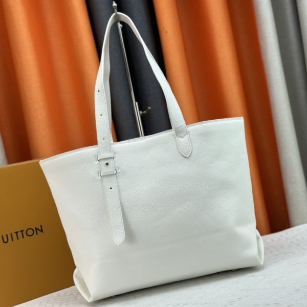 LOUIS VUITTON LOW KEY CABAS MM GRAINED CALFSKIN WHITE 47CM