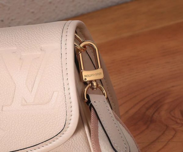 LOUIS VUITTON DIANE MONOGRAM EMPREINTE LEATHER CRÈME BEIGE 18CM M46388