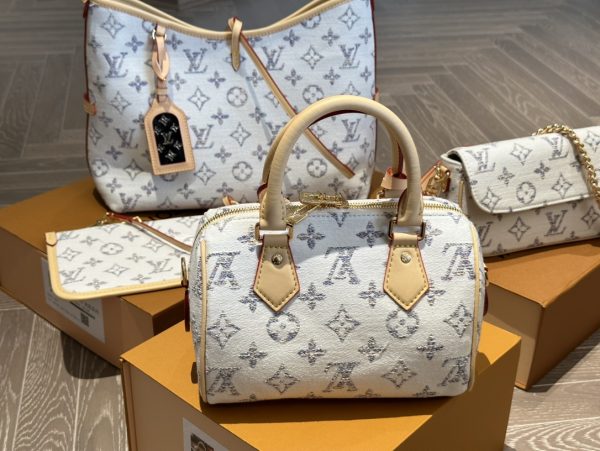 LOUIS VUITTON SPEEDY BANDOULIÈRE 20 MULTICOLOR BEIGE 20CM M24709