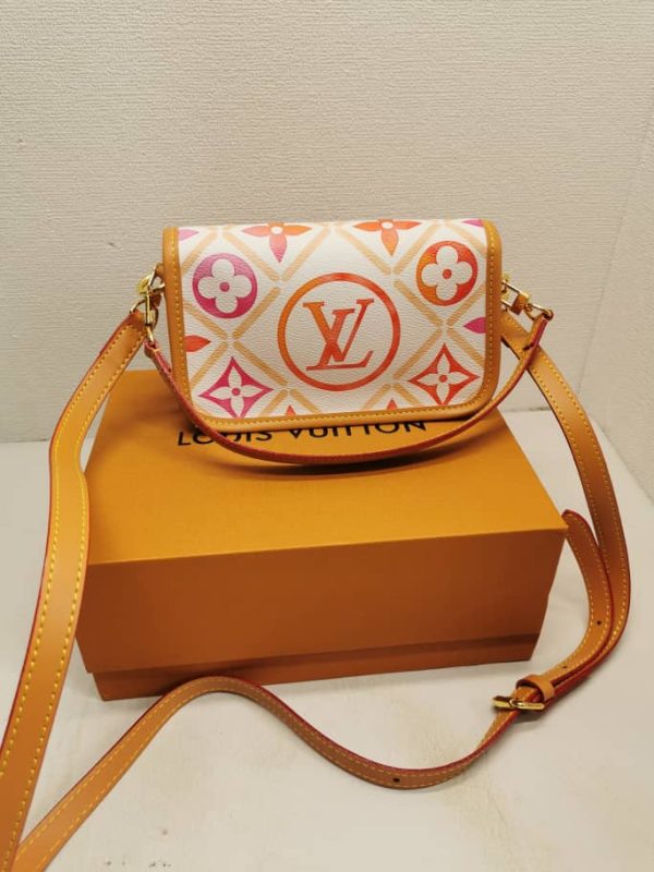 LOUIS VUITTON NANO DIANE BAG MONOGRAM CANVAS CORAL 20CM M83621