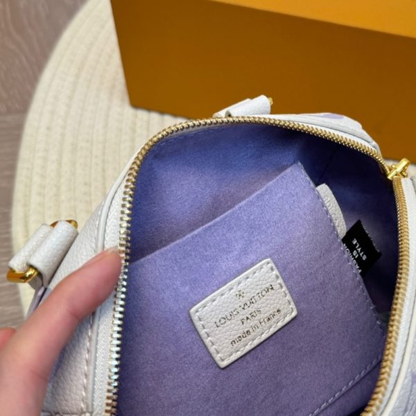 LOUIS VUITTON SPEEDY BANDOULIÈRE 20 WHITE AND PALE LAVENDER 20CM