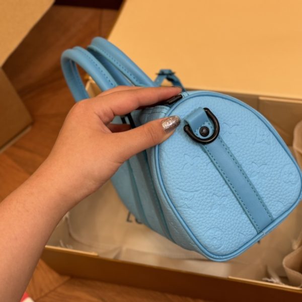 LOUIS VUITTON KEEPALL BANDOULIÈRE 25 TURQUOISE 25CM M11996