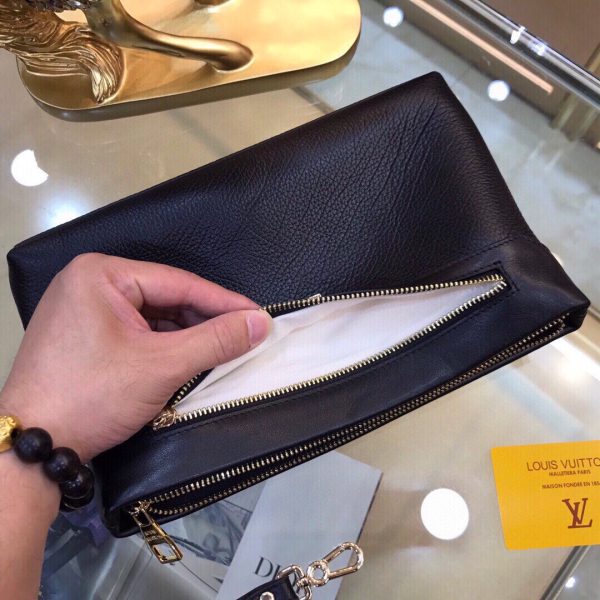 LOUIS VUITTON CLUTCH BLACK 28CM