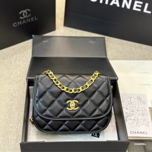 CHANEL CROSSBODY BAG CALFSKIN AND GOLD TONE METAL BLACK 23CM AS4845 B16235 94305