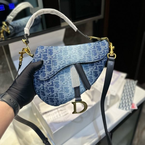 DIOR SADDLE BAG WITH STRAP OBLIQUE JACQUARD BLUE DENIM 25CM M0455CDCE M49E