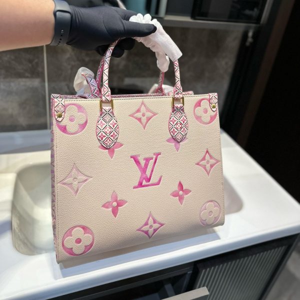 LOUIS VUITTON BY THE POOL ON THE GO PM TOTE BAG PINK 34CM M22976