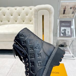 LOUIS VUITTON TERRITORY FLAT RANGER BLACK 1ABUVN