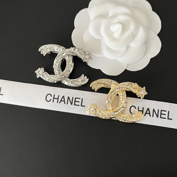 CHANEL CC BROOCH SILVER WITH STONES ATTACHED AND TWO STARS