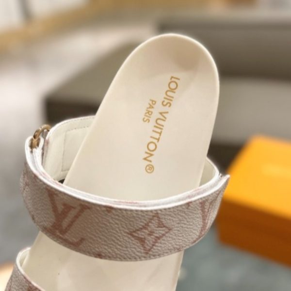 LOUIS VUITTON BOM DIA FLAT COMFORT MULE WHITE