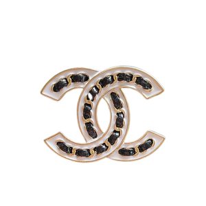 CHANEL CC BROOCH WHITE WITH BLACK INTERWOVEN CHAIN PATTERN