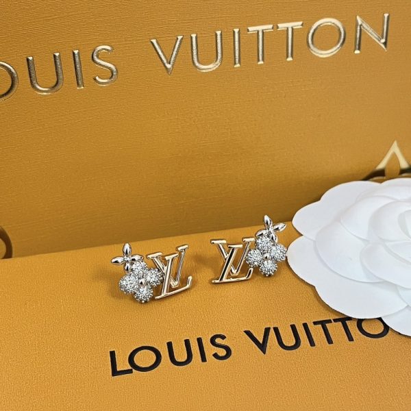 LOUIS VUITTON GRAM EARRINGS M01264