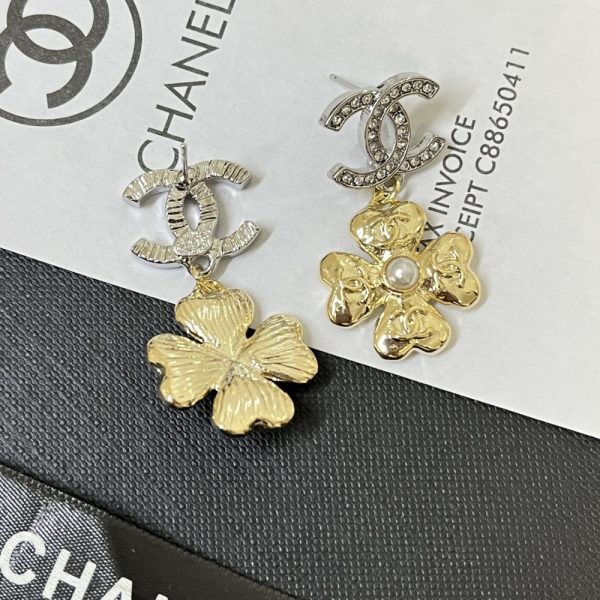 CHANEL FALL WINTER 2024 EARRINGS