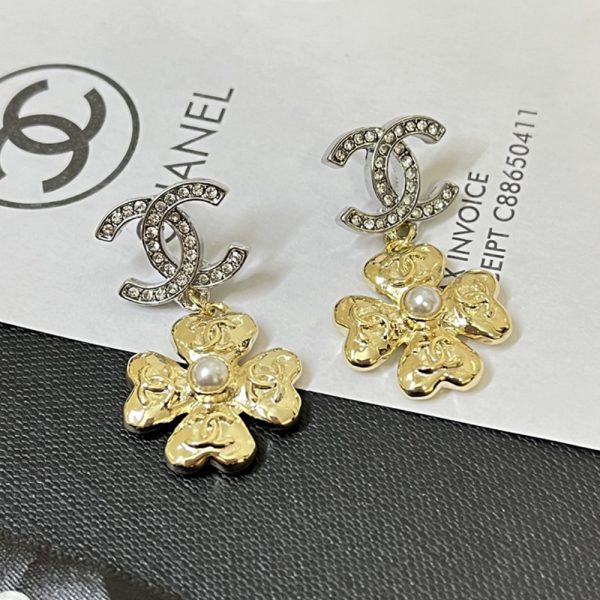 CHANEL FALL WINTER 2024 EARRINGS