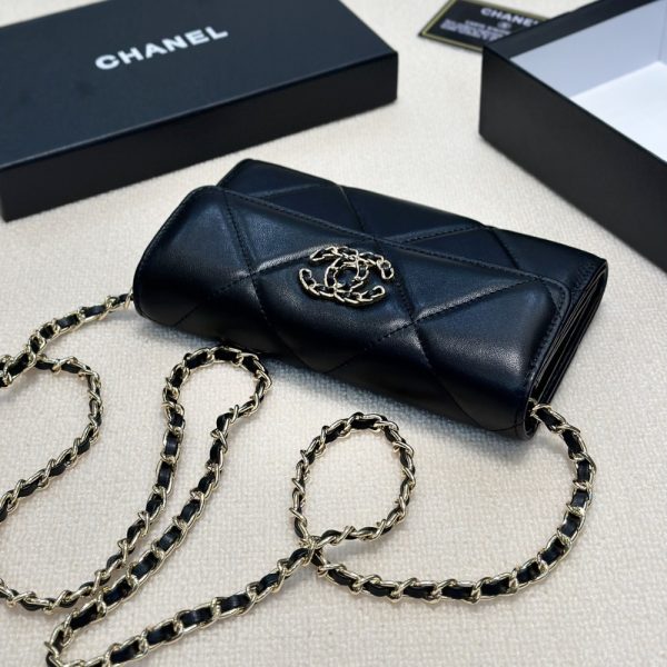 CHANEL LAMBSKIN FLAP BAG BLACK 19CM