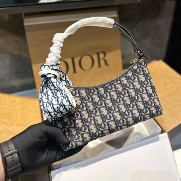 DIOR 30 MONTAIGNE CIGALE MINI BAG BLUE 22CM S2381UTZQ M928