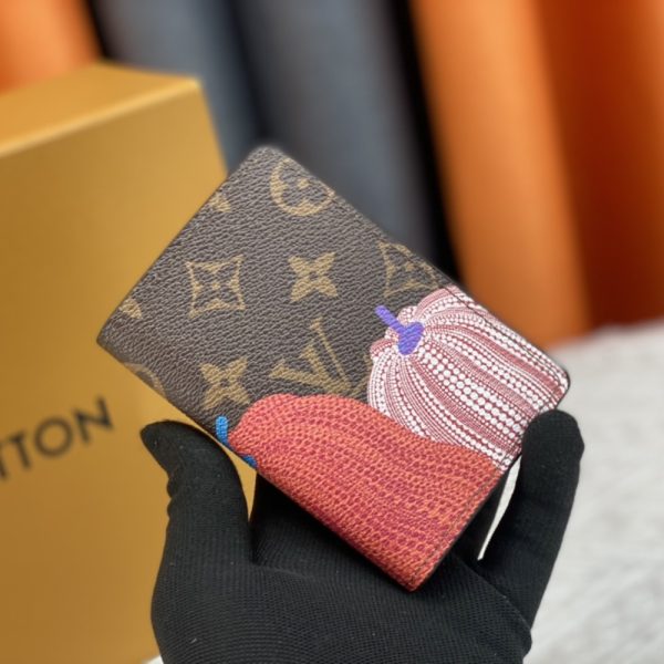 LOUIS VUITTON VERTICAL WALLET x YK PUMPKIN MONOGRAM ECLIPSE CARD HOLDER BROWN 9CM