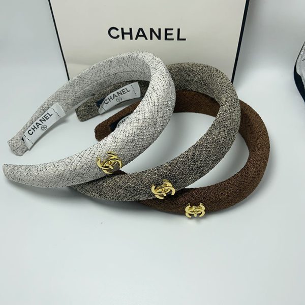 CHANEL CC TWEED HEADBAND WITH GOLD HARDWARE IN SALT AND PEPPER