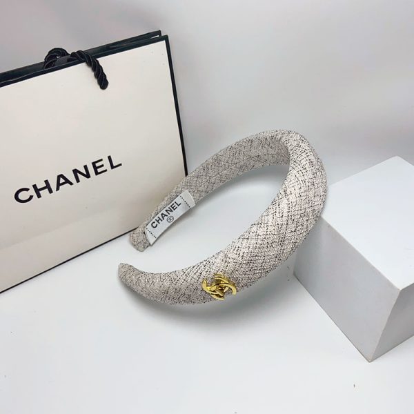 CHANEL CC TWEED HEADBAND WITH GOLD HARDWARE IN SALT AND PEPPER