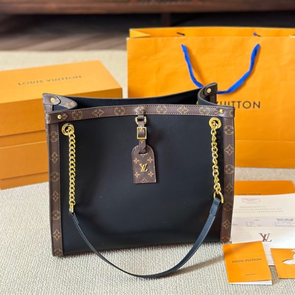 LOUIS VUITTON NOVA MM MONOGRAM AND BLACK 36CM M13137