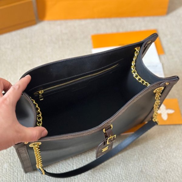 LOUIS VUITTON NOVA MM MONOGRAM AND BLACK 36CM M13137