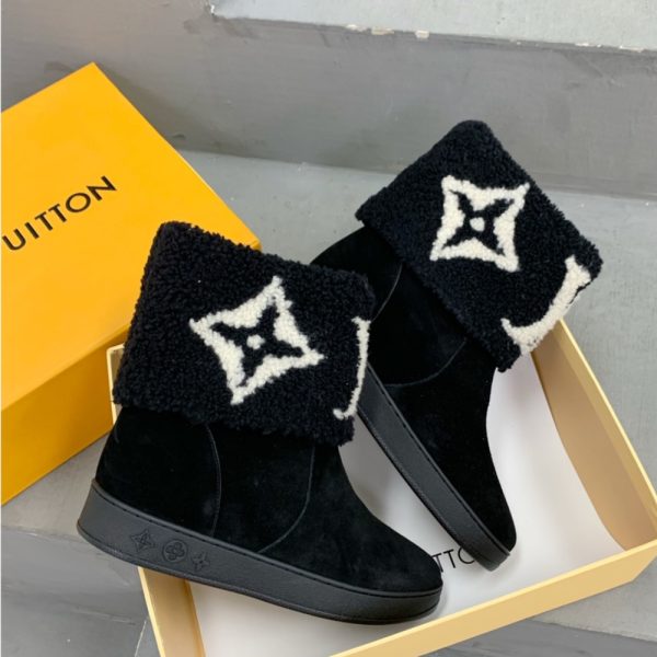 LOUIS VUITTON SNOWDROP FLAT ANKLE BOOT BLACK 1AACHV