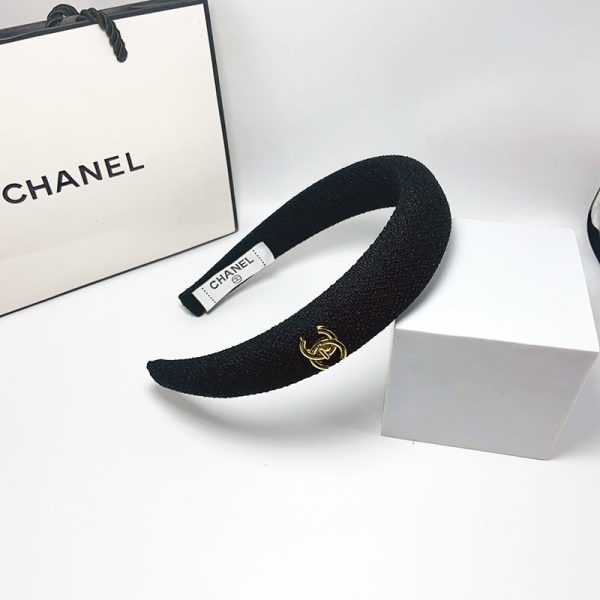 CHANEL CC TWEED HEADBAND WITH GOLD HARDWARE BLACK