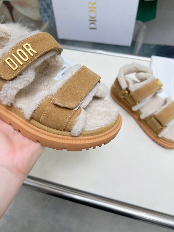 DIOR DIORACT SANDAL GOAT SUEDE BEIGE KCO106SKU S43M