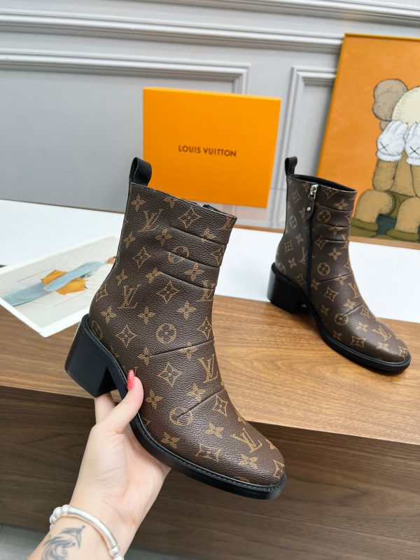 LOUIS VUITTON JAZZ BOOTS MONOGRAM EBENE BROWN 1ADBKP