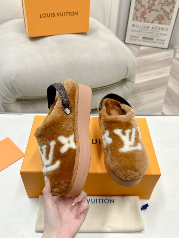 LOUIS VUITTON ASPEN COMFORT CLOG CAMEL BROWN 1ADC2B