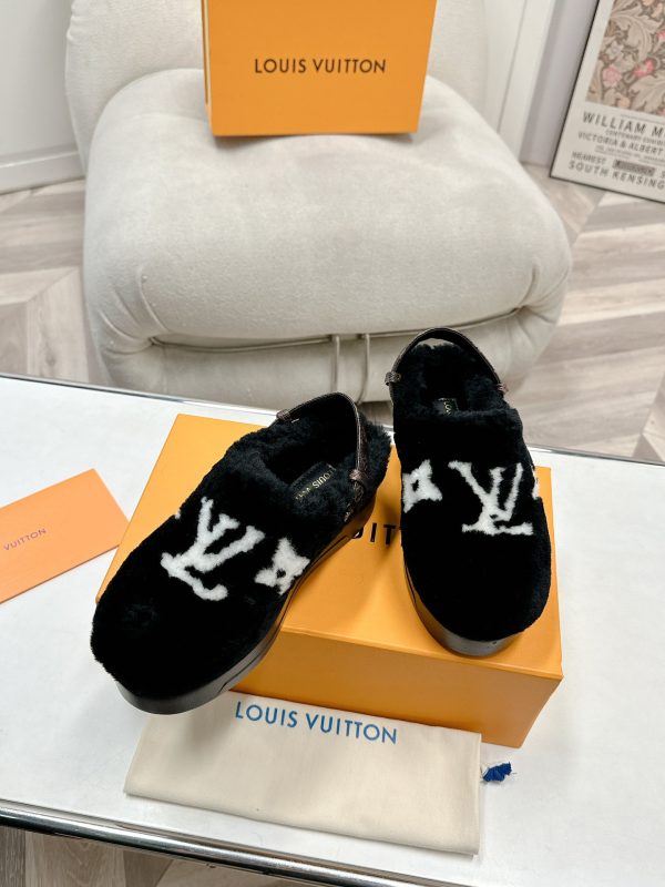 LOUIS VUITTON ASPEN COMFORT CLOG BLACK 1ADC2R