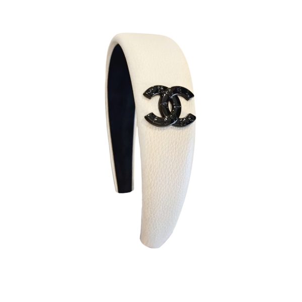 CHANEL CC LEATHER HEADBAND WHITE