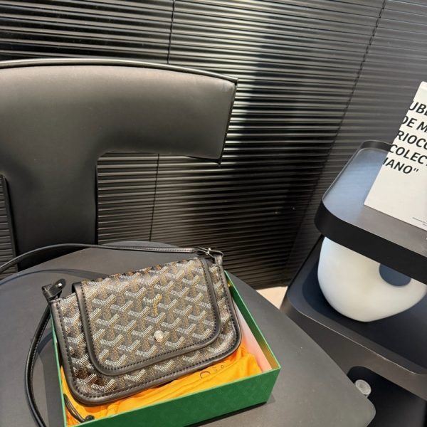 GOYARD PLUMET POCKET WALLET BLACK 21CM PLUMETPMLTY01CL01P