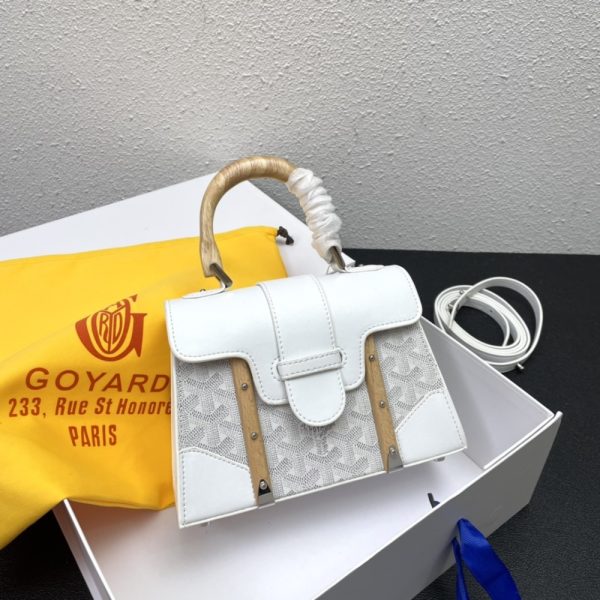 GOYARD SAÏGON STRUCTURÉ MINI BAG WHITE 21CM SAIGR2MINTY50CL50P