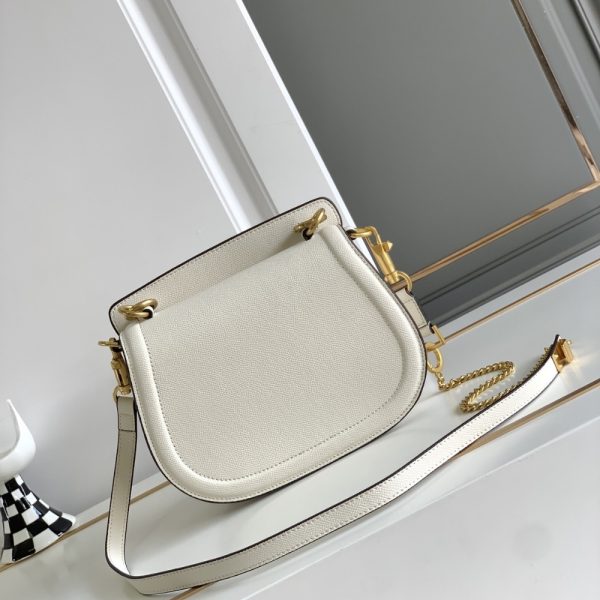 VALENTINO VSLING BAG IN GRAINED WHITE 22CM