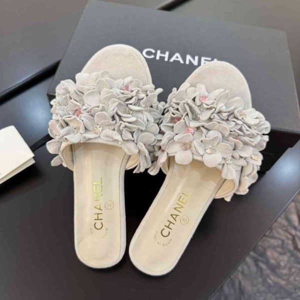 CHANEL MULES SUEDE KIDSKIN AND STRASS WHITE G46231 B19043 NAEYA