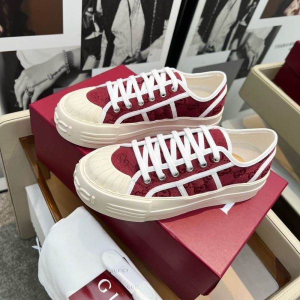 GUCCI WOMEN CHUNKY SNEAKER ROSSO ANCORA ‎816879 FABZZ 8545
