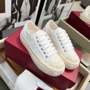 GUCCI WOMEN CHUNKY SNEAKER WHITE 816879 FABZZ 9143