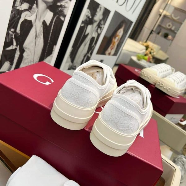 GUCCI WOMEN CHUNKY SNEAKER WHITE 816879 FABZZ 9143