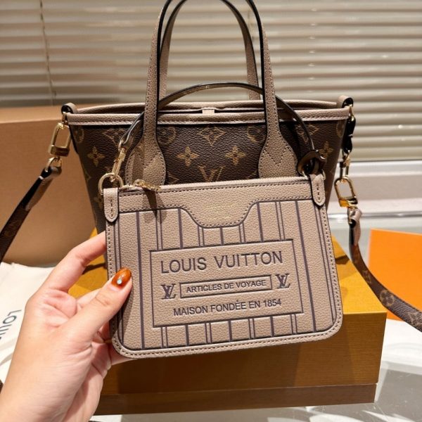 LOUIS VUITTON NEVERFULL BANDOULIÈRE INSIDE OUT BB DARK FANGO 20CM M12109
