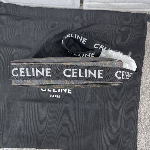 CELINE MEDIUM MESSENGER BAG IN TRIOMPHE CANVAS BLACK 23CM 197202DND 38OS