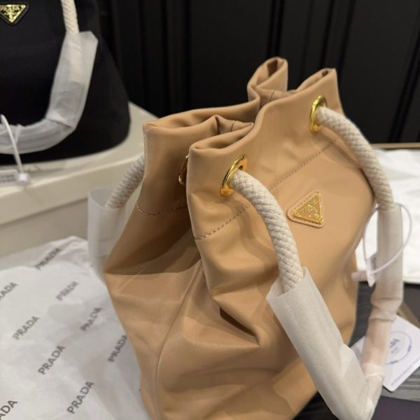 PRADA MARINER RE NYLON SMALL BUCKET BAG CAMEL BROWN 22CM 1BE082 2HG8 F0040 V OOO