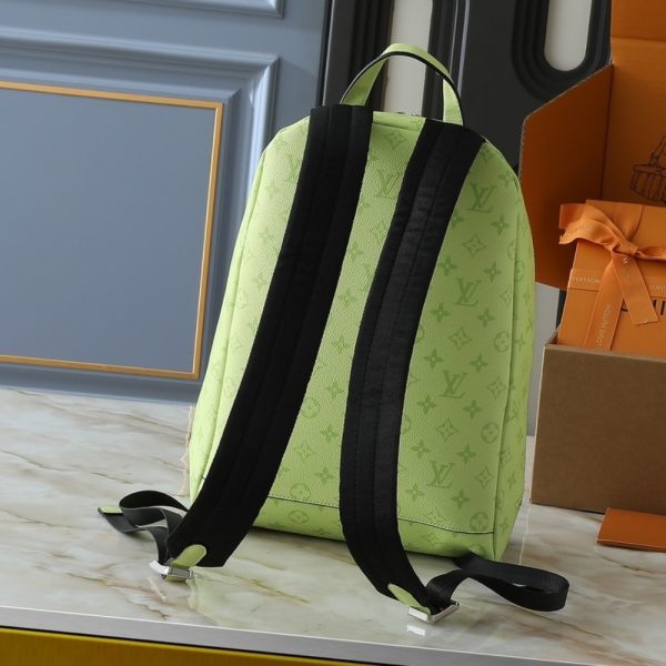 LOUIS VUITTON DISCOVERY SLIM BACKPACK TAIGARAMA 38CM M14076