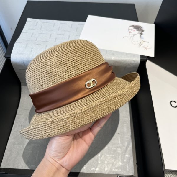CELINE  RAFFIA  CURLED BRIM HAT WITH SATIN NATURAL