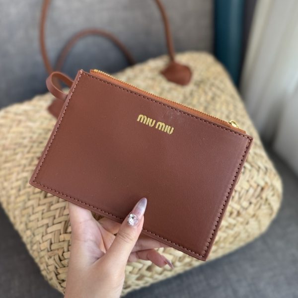 MIU MIU PALMETTO TOTE BAG RAFFIA IN TAN 30CM 5BG206 2DDH F0A5T