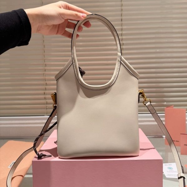 MIUMIU IVY LEATHER BAG CHALK WHITE 20CM 5BA281 2CRW F0K74 V OLN