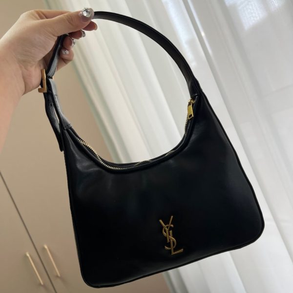 SAINT LAURENT CALYPSO MINI HOBO BAG BLACK 21CM 791484AACX71000