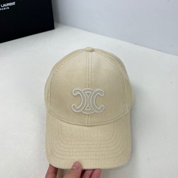 CELINE TRIOMPHE BASEBALL CAP IN CORDUROY CREME 2AUG4109V 12CR